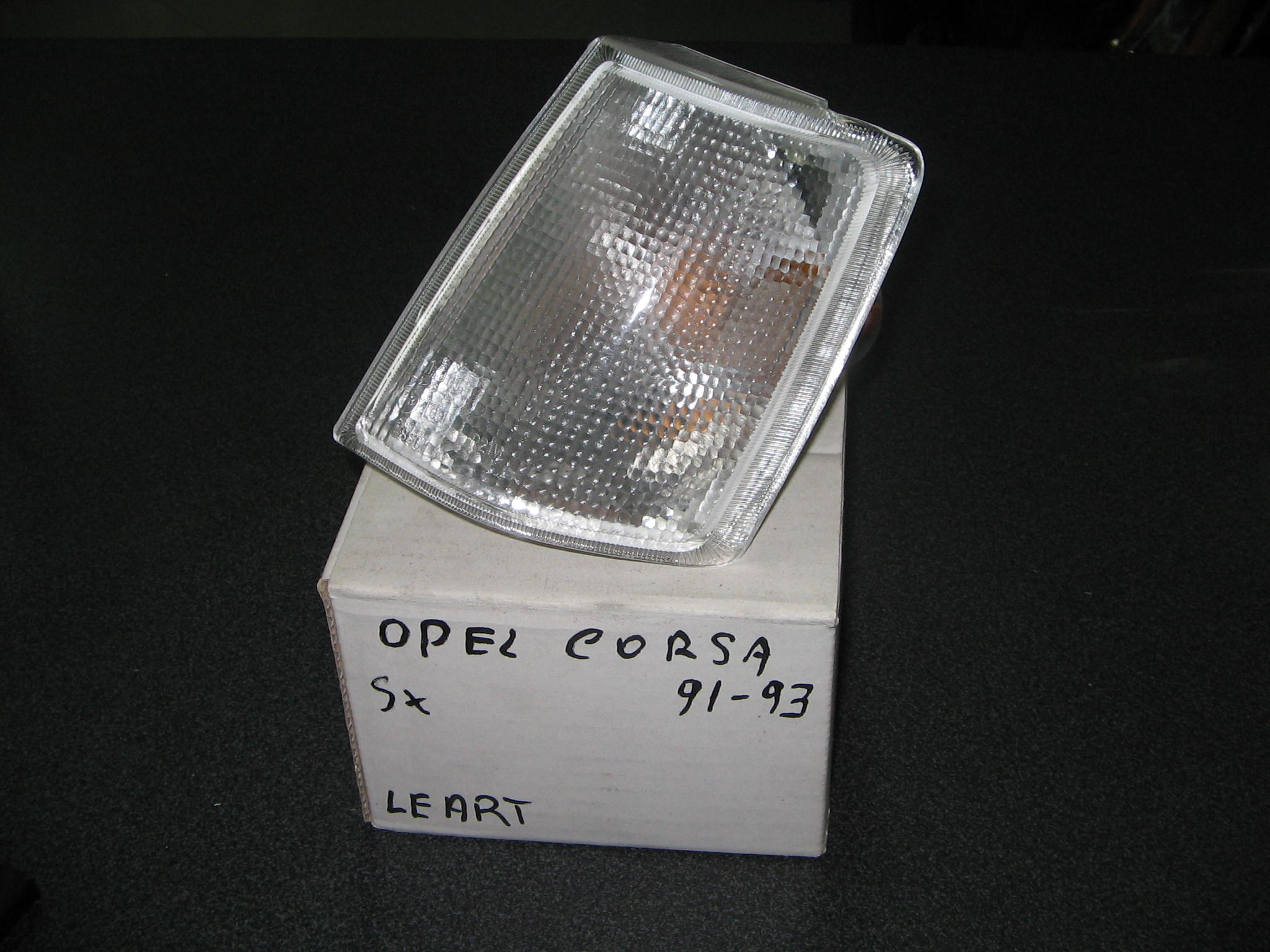 OPEL CORSA FANALINO NUOVO N. 20897